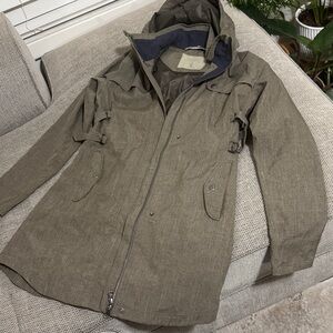 Athleta Women's Olive Hooded Raincoat